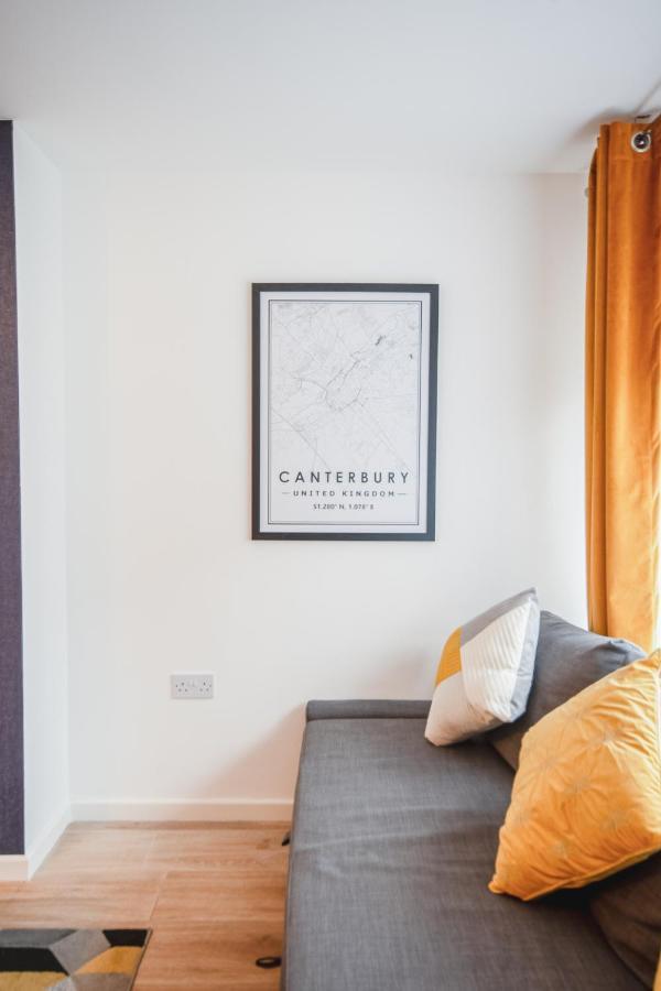 4 Bed House City Centre-Free Parking-2Mins From Station Cantorbéry Extérieur photo